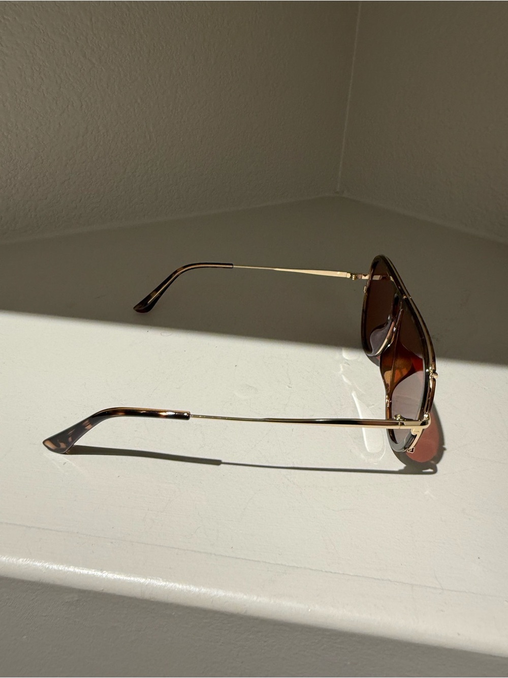 TOPFOXX Tortoiseshell Aviator Sunglasses with Red Lenses - Picture 12 of 14